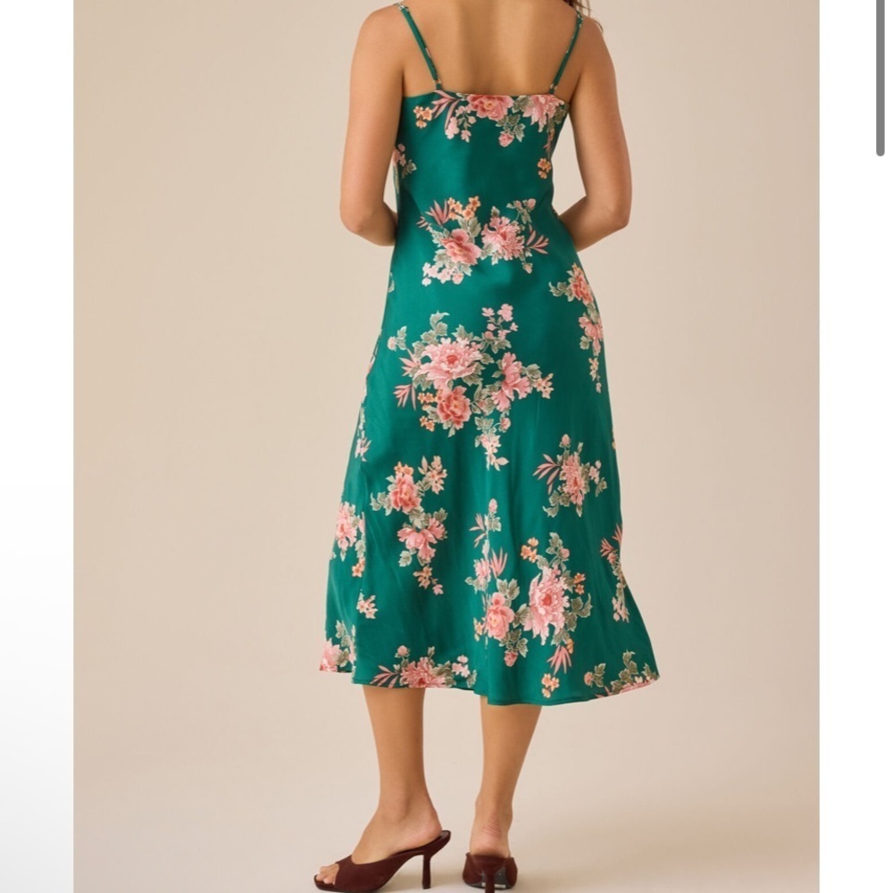 Ashlee Floral Slip Dress NWT - Picture 2 of 8